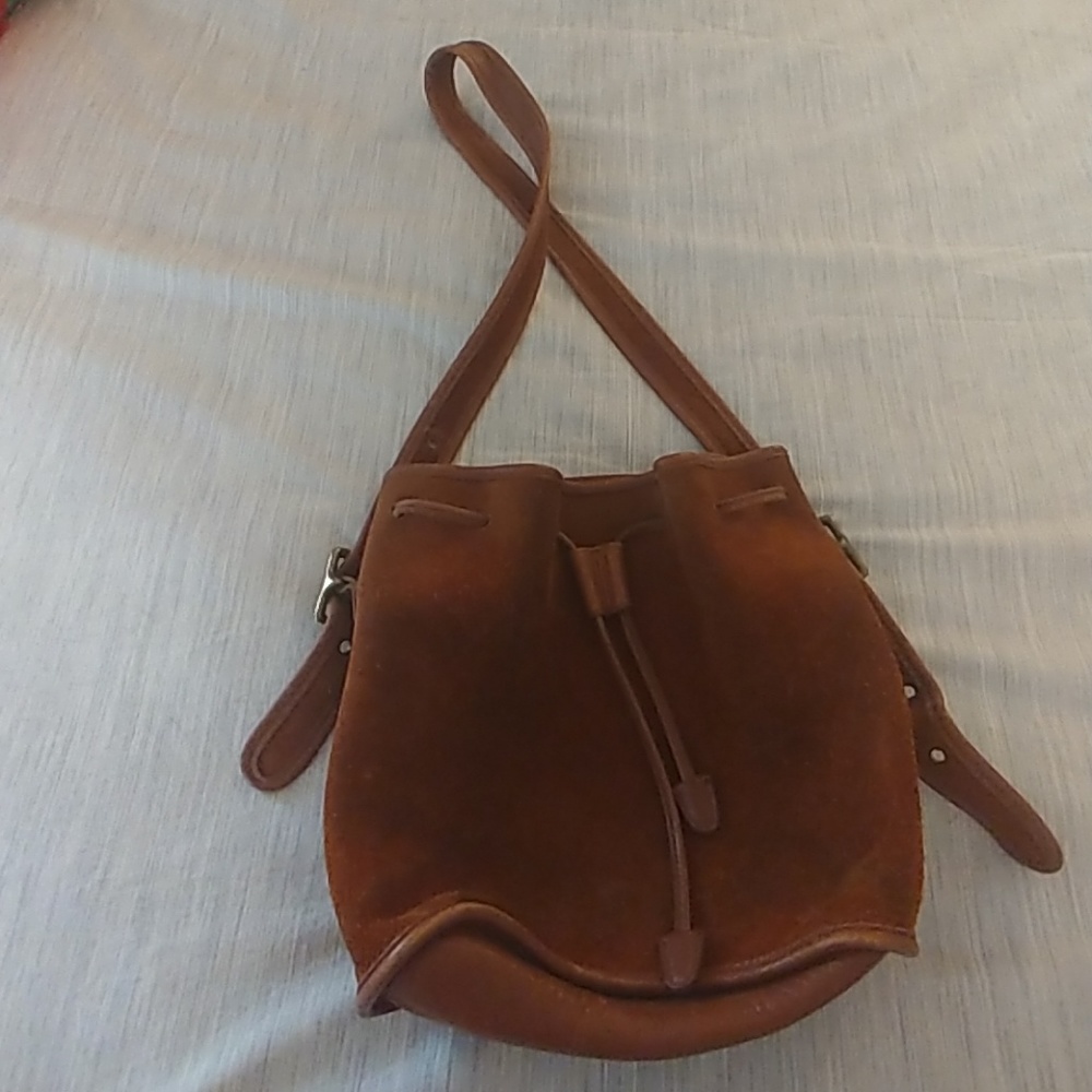Vintage coach bag in cognac suede